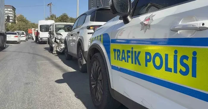 Gaziantep’te 4 aracın karıştığı zincirleme kazada 7 kişi yaralandı