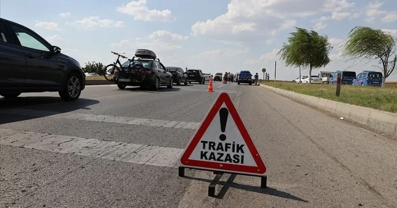 Hakkari de midibüs devrildi, 12 asker yaralandı Sözcü Gazetesi