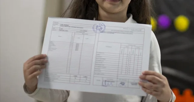 Karne notları nasıl sorgulanır? e Okul VBS ile devamsızlık, sınav sonuçları, takdir ve teşekkür hesaplama Son Dakika Haberleri