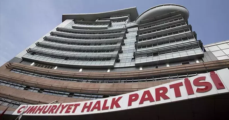 Kurultay iddianamesinde 12 kişiye siyasi yasak istendi