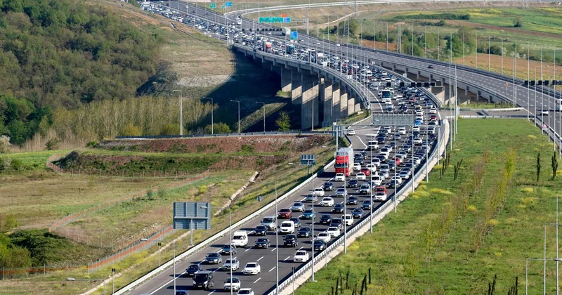 Bayram trafiği Trafik İzleme Merkezi nin anbean takibinde