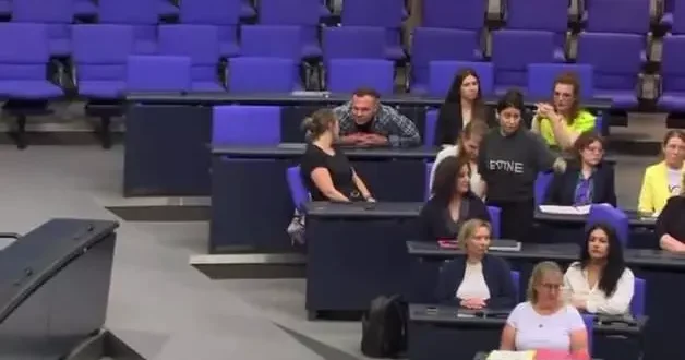 Alman meclisinde Gazze hazımsızlığı! Türk milletvekili salondan atıldı