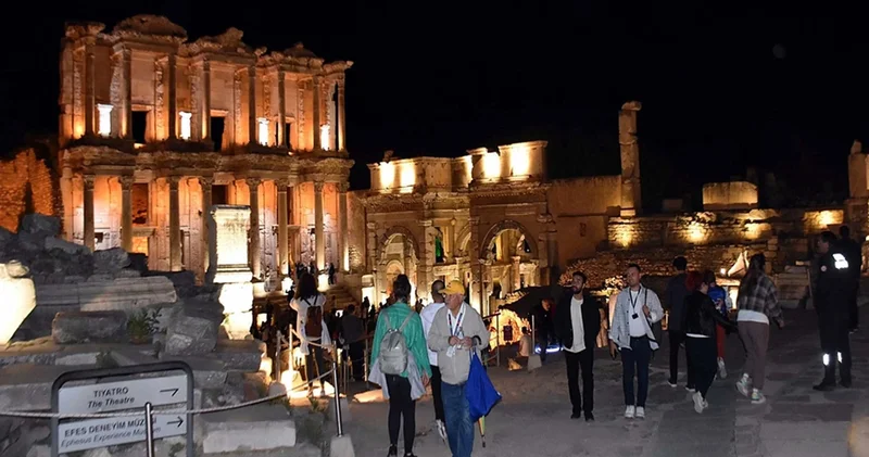 Efes Antik Kenti gece açık olacak!