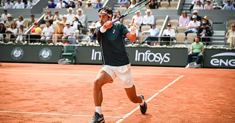 Musetti storms into maiden Roland Garros semi final, defeating Tiafoe