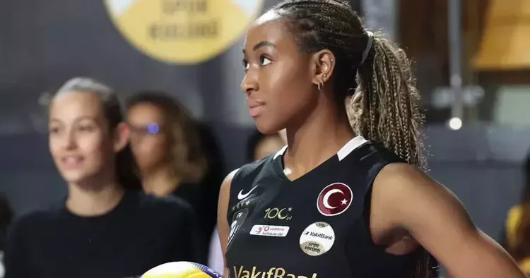Chiaka Ogbogu yeniden VakıfBank ta!