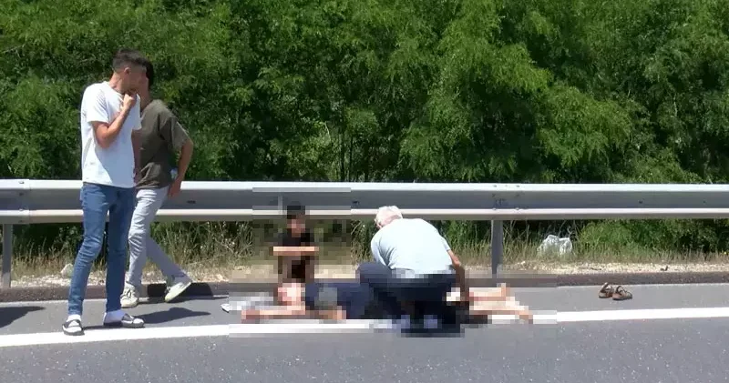 Kuzey Marmara Otoyolu nda kaza; ambulans gelene kadar annesinin başucundan ayrılmadı