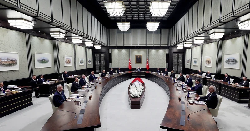 Ankara da kabine değişikliği kulisleri: 3 yeni isim gelebilir, 2 yeni bakanlık oluşturulabilir