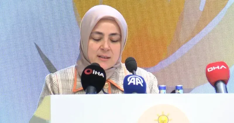 AK Parti de Kadın Kolları Liderlik Akademisi kampı sona erdi