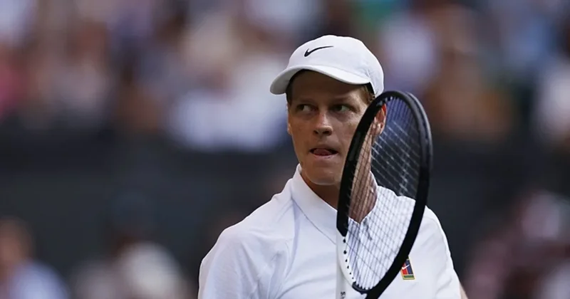 Tek erkeklerde dünya 1 numarası Sinner, Wimbledon da 3. tura çıktı