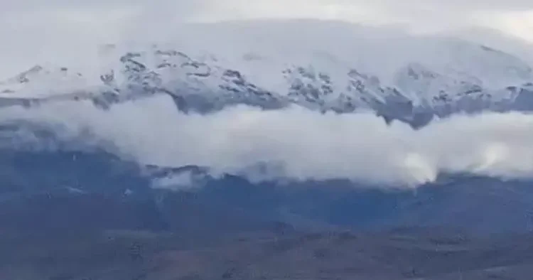 Üç ilimize lapa lapa kar yağdı! Temmuz ayında kar sürprizi