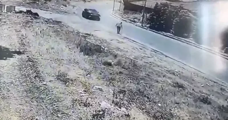 Büyükçekmece’de 15 yaşındaki sürücünün kullandığı cipin çarptığı yaya hayatını kaybetti