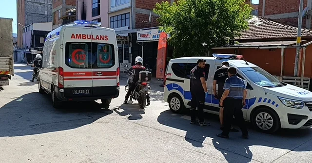 Parkta bıçakladığı kocasını elektrikli bisikletle hastaneye götürdü Bursa Haberleri