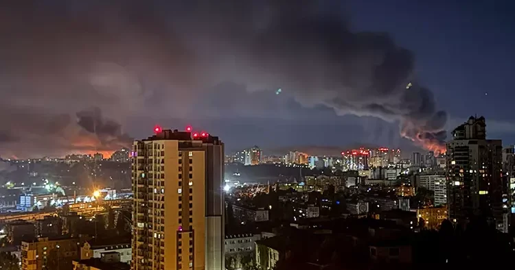Kiev alevler içinde! Rusya nın füze ve İHA yağmuru başkenti felç etti