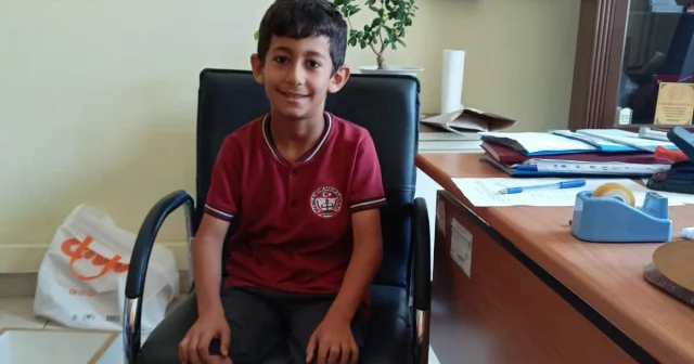 Çocuklar Filistin için oyuncak satıp gelirini bağışladı VİDEO İZLE