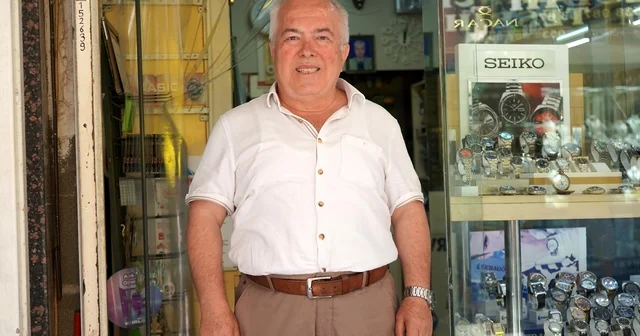 Yarım asırlık saat ustası: 200 den fazla çırak yetiştirdim, şimdi bulamıyorum Antalya Haberleri