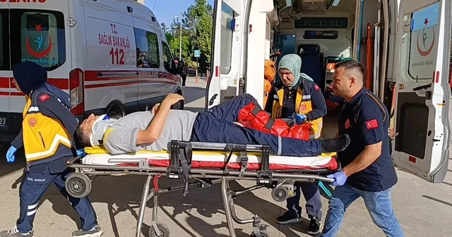 Bursa da üzerine şeker çuvalları düşen işçinin bacağı kırıldı Bursa Haberleri