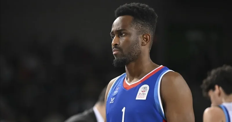 Anadolu Efes, Rodrigue Beaubois nın sözleşmesini uzattı!