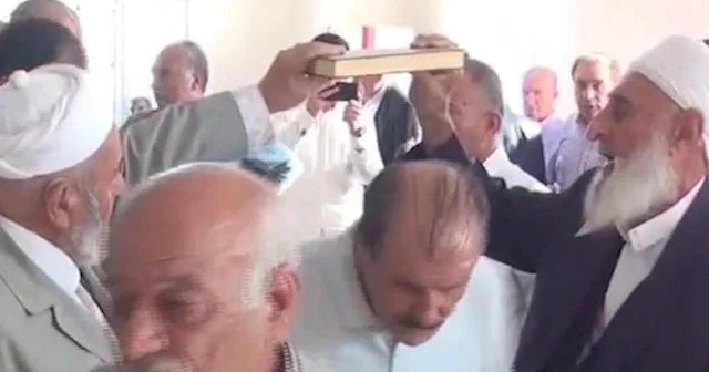 Diyarbakır da husumetli aileler barıştırıldı VİDEO İZLE