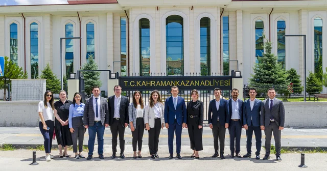 Kahramankazan da görev yeri değişen hakim ve savcılar için veda töreni düzenlendi Ankara Haberleri