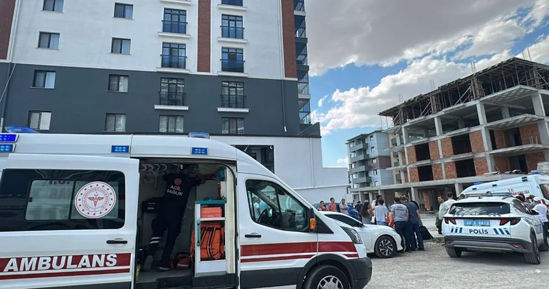 Edirne de aile faciası: Eşini ve oğlunu öldürüp intihara kalkıştı