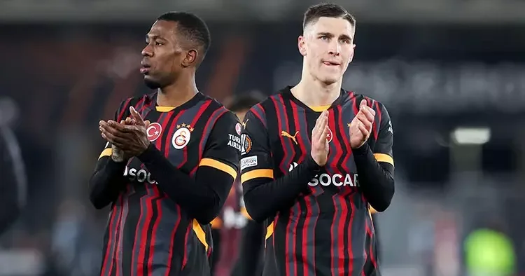 Görüşmeler başladı: Galatasaray da ayrılık kapıda!