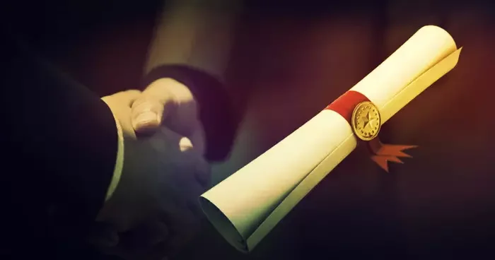 Sahte diploma olaylarında adı geçen kişi konuştu! Akılalmaz düzeneği tek tek anlattı