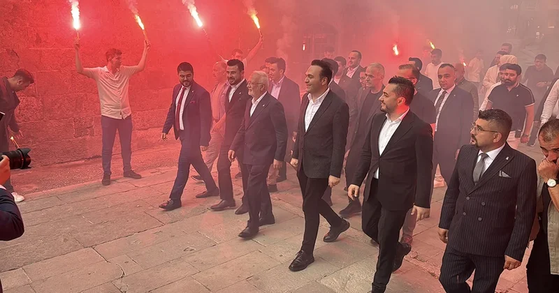 Pop yıldızı gibi politikacı Sözcü Gazetesi