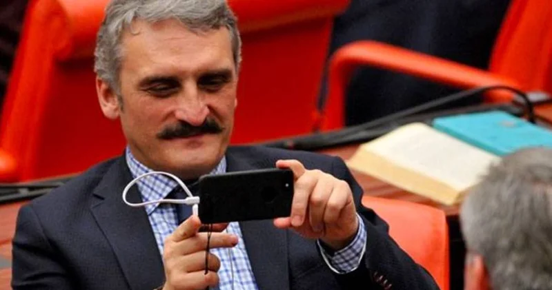 AKP li Yeliz hayran olduğu Osmanlı ailesinden tokat yedi! Türklük tartışması yaptı