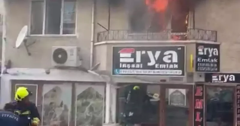 Bolu da 5 katlı apartmanda korkutan yangın: 1 i çocuk 2 kişi kurtarıldı