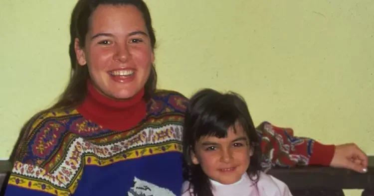 Türk sinemasının çocuk yıldızıydı... 21 yaşında anne oldu, 47 yaşında ilk torununu kucağına aldı.. Eski hayatı anılarda kaldı