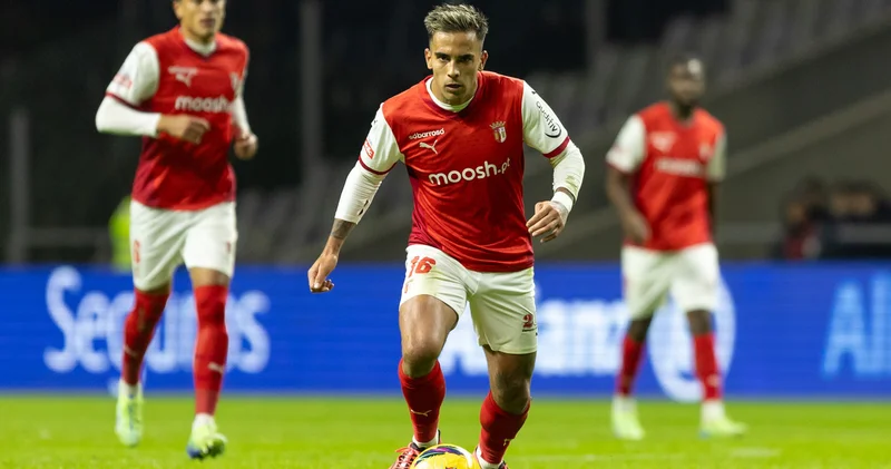 Fenerbahçe için sürpriz transfer iddiası: Rodrigo Zalazar Fenerbahçe Haberleri