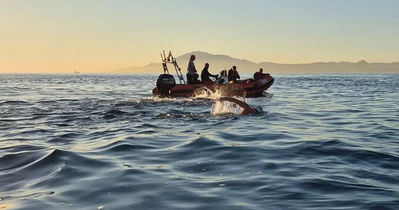 Tuna Tunca Cebelitarık ı Geçiyor