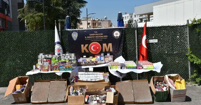 İzmir de kaçak tütün ve elektronik sigara operasyonu
