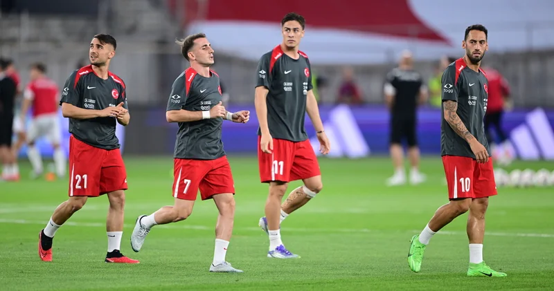Hakan ve Yunus tan ortak açıklama! Futbol Haberleri