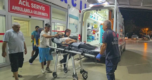 Halı saha maçında taşlı kavga Adana Haberleri