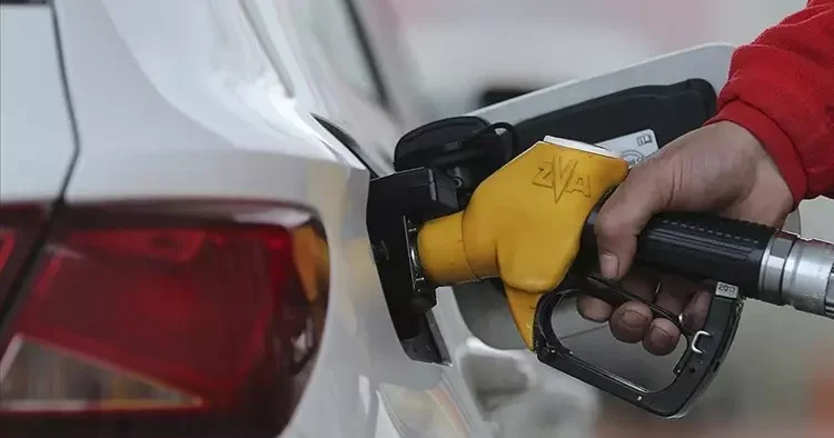Motorin fiyatlarına zam geldi