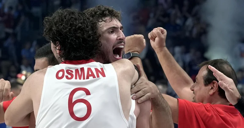 Namağlup 12 Dev Adam, EUROBASKET 2025 te son 16 da