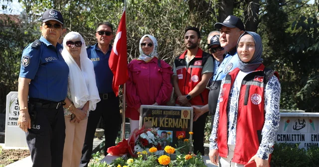 Şehit polis memuru Cem Kerman, Edirne de kabri başında anıldı Edirne Haberleri