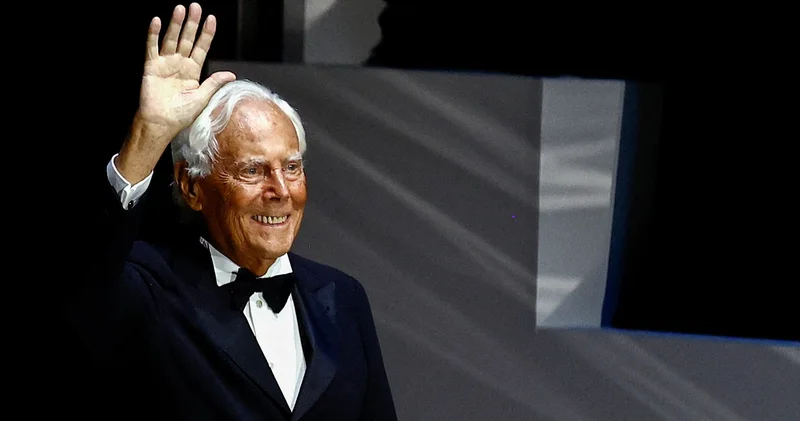 İtalyan modacı Giorgio Armani hayatını kaybetti