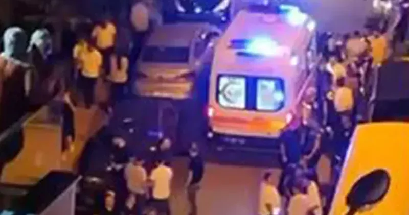 Bahçelievler de sokakta yürüyen zabıta, husumetlisinin silahlı saldırısında yaralandı