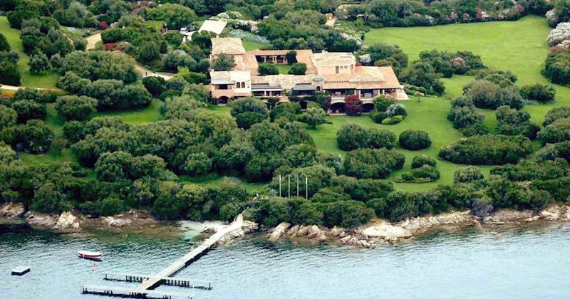 7 yüzme havuzu, 126 odası var! Ünlü villa dudak uçuklatan rakamla satışa çıktı Sözcü Gazetesi