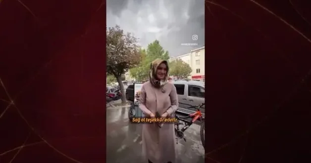 Öğrencisi için burs isteyen öğretmen gönülleri kazandı! Vali Hamza Aydoğdu da gözyaşlarını tutamadı!