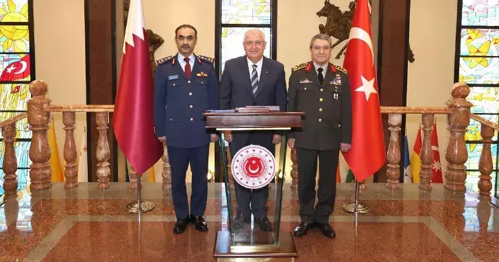 Bakan Güler, Katar Genelkurmay Başkanı Al Mannai yi kabul etti
