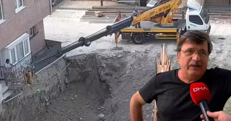 Bahçelievler de temel kazısı sırasında bina girişi çöktü; evlerine vinçle girdiler