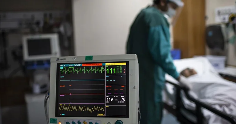 Mesai dışı ameliyat hem hastayı hem doktoru riske atabilir