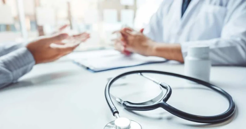 Nöbetteyken dedesi için ölüm onayı veren doktor