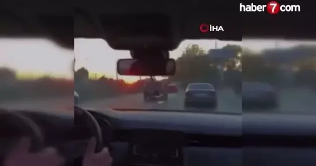 Makas atarak trafiği tehlikeye attı