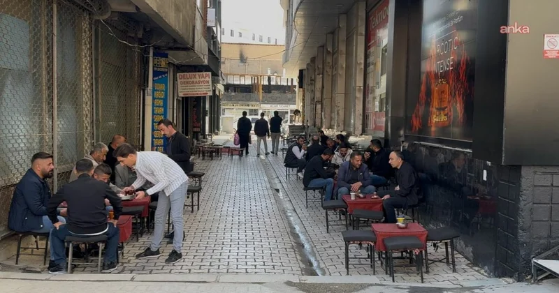 Hakkari’de işsizlik Türkiye ortalamasının 2,5 katı: Gençler kahvehanelerde ya da göç yollarında Sözcü Gazetesi