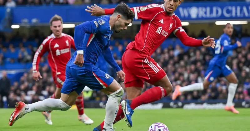 Chelsea nin 18 lik prensi 90+5 te Liverpool u yıktı