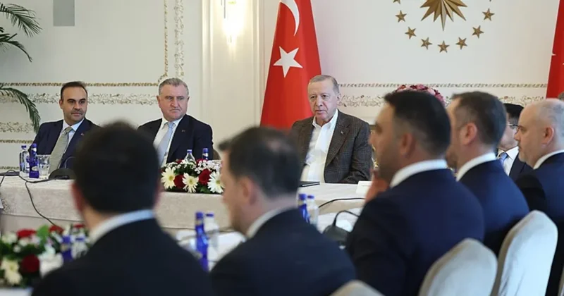 Başkan Erdoğan, yağlı güreş birincilerini kabul etti